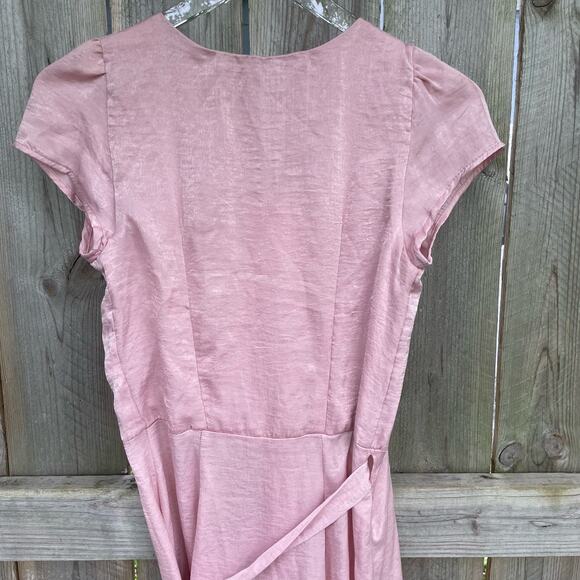 Resa Lindsay Wrap Dress Plunge V-Neck Wedding Bridesmaid Satin Pink Small NWT - Picture 5 of 13